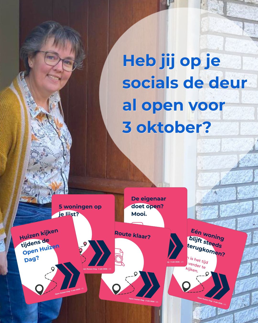 Olga Helmer bij een deuropening met voorbeelden van het Open Huizen Dag-contentpakket